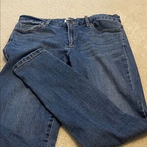 Ellen Tracy High Rise Blue Jeans